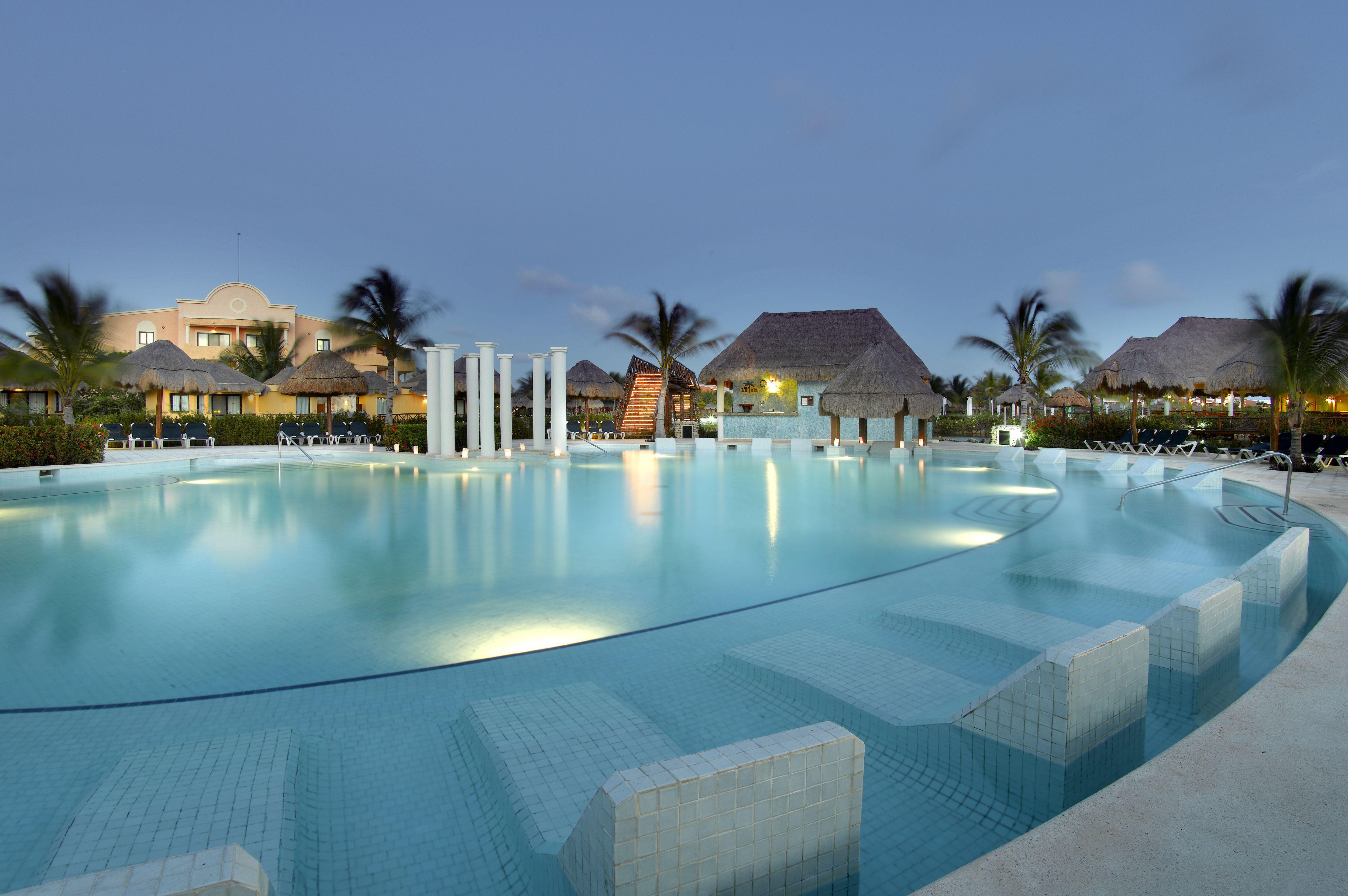 Grand Palladium Colonial Resort & Spa Riviera Maya Exterior foto